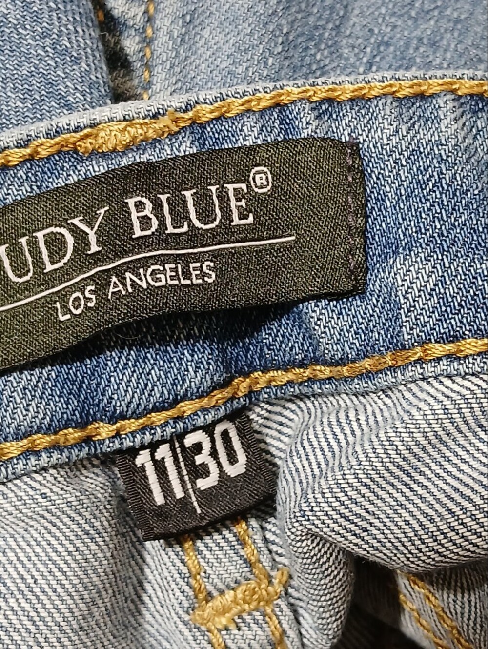 $15 Judy Blue Jeans Relaxed Fit Distressed Stretch Denim JB8271DK - Picture 6 of 9